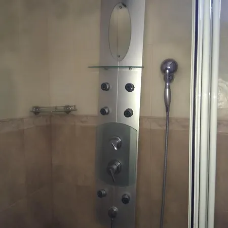 Poli Affittacamere *