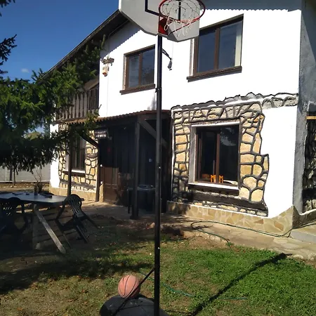 Poli * Levski (Varna)